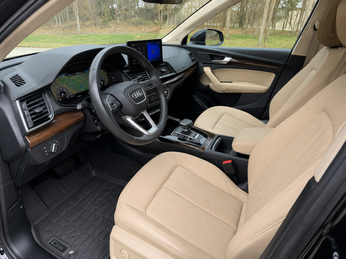 Black 2022 Audi Q5 40 Premium Plus