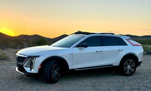White 2024 Cadillac LYRIQ Luxury