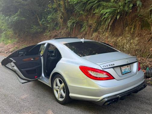 Silver 2012 Mercedes-Benz CLS-Class CLS 550