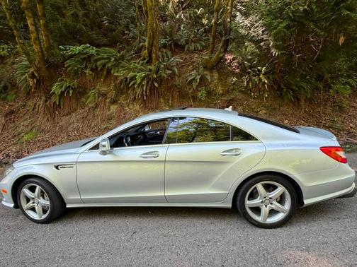 Silver 2012 Mercedes-Benz CLS-Class CLS 550