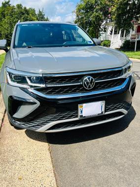 Gray 2022 Volkswagen Taos 1.5T SEL