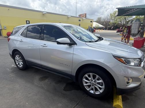 Silver 2019 Chevrolet Equinox 1LT