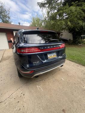Blue 2015 Lincoln MKC Base