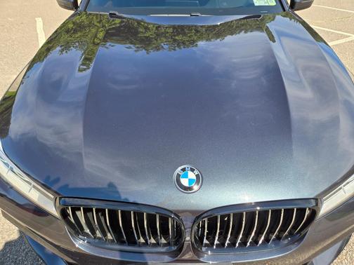 Gray 2019 BMW 750 i xDrive