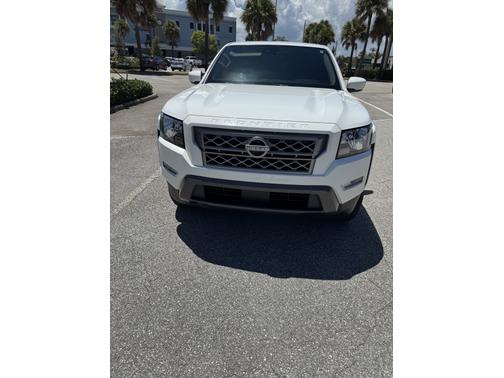 2024 Nissan Frontier SV