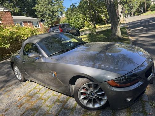 2003 BMW Z4 2.5i Roadster