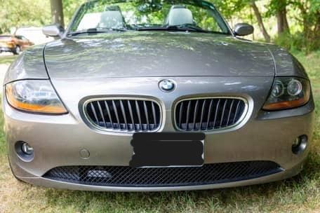 Gray 2003 BMW Z4 2.5i Roadster