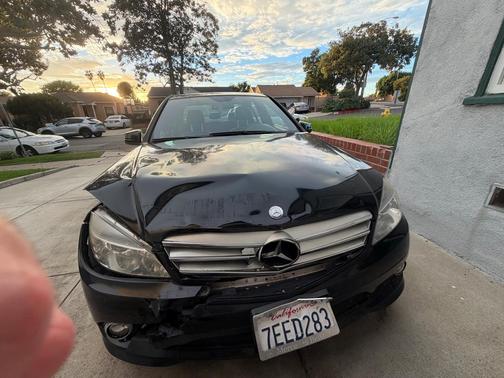 Black 2010 Mercedes-Benz C-Class C 300