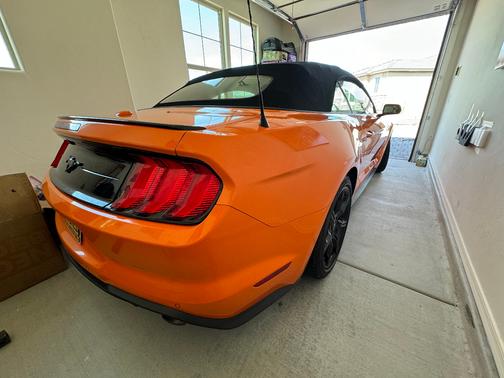 2020 Ford Mustang EcoBoost Premium