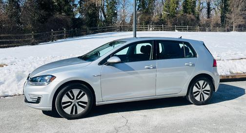 2019 Volkswagen e-Golf SE