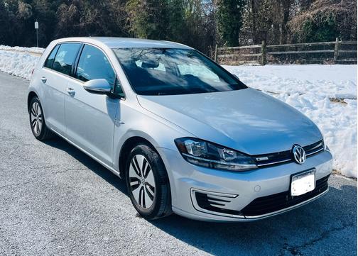 2019 Volkswagen e-Golf SE