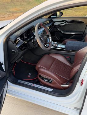 White 2021 Audi S8 4.0T