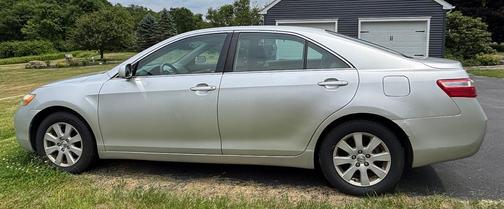 Silver 2008 Toyota Camry XLE
