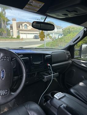 2005 Ford F-250 Lariat Crew Cab Super Duty