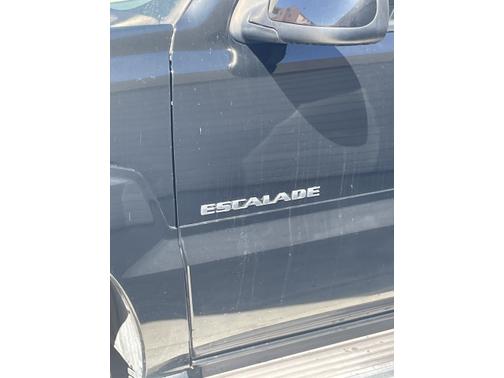 2003 Cadillac Escalade Base