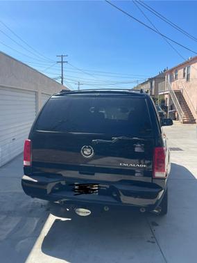 2003 Cadillac Escalade Base