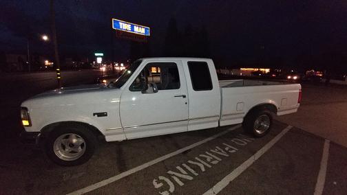 White 1994 Ford F-150 XL SuperCab