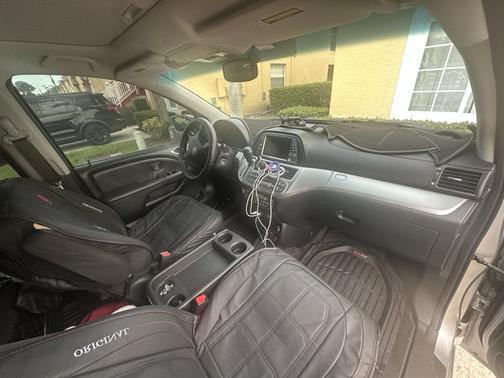 Silver 2010 Honda Odyssey Touring
