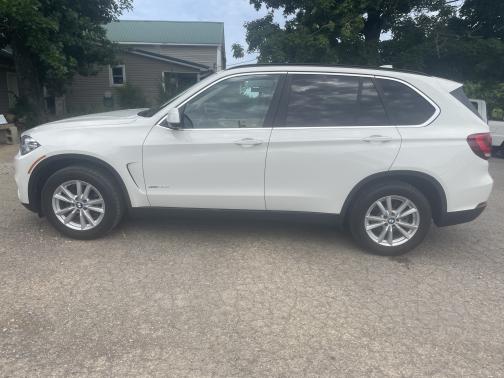 Photo 3 of 11 of 2015 BMW X5 xDrive35d