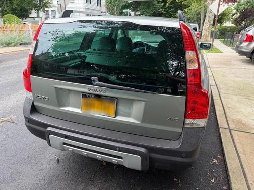 Gray 2006 Volvo XC70 2.5T