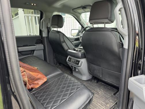 2023 Ford F-150 Lightning XLT