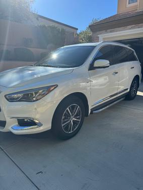 2017 INFINITI QX60 Base