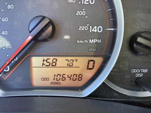 2014 Toyota Yaris LE