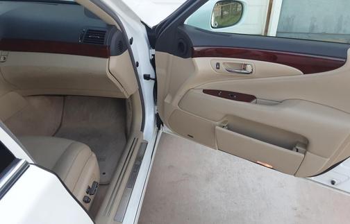 White 2007 Lexus LS 460 Base