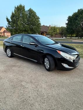 Black 2012 Hyundai SONATA Hybrid Base