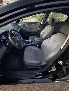 Black 2012 Hyundai SONATA Hybrid Base
