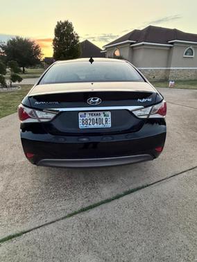 Black 2012 Hyundai SONATA Hybrid Base
