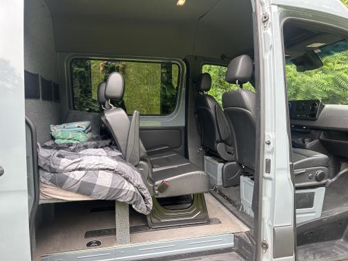 2022 Mercedes-Benz Sprinter 2500 Standard Roof