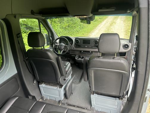 2022 Mercedes-Benz Sprinter 2500 Standard Roof
