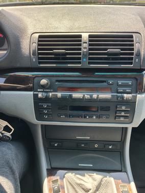 Black 1999 BMW 328 i