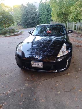 Black 2015 Nissan 370Z Touring