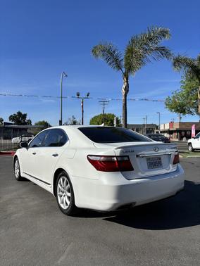 White 2007 Lexus LS 460 L