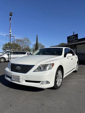 White 2007 Lexus LS 460 L