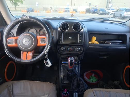 Blue 2014 Jeep Patriot Sport