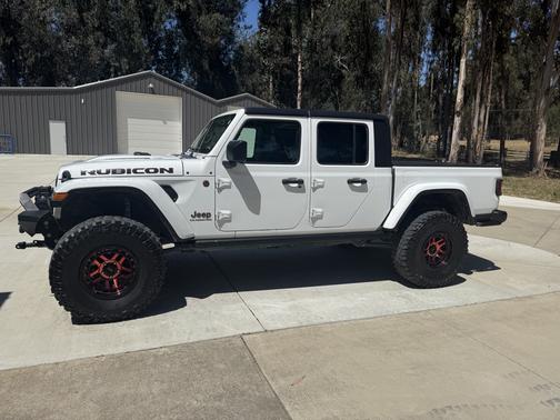 White 2021 Jeep Gladiator Rubicon