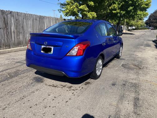 2017 Nissan Versa 1.6 SV