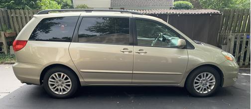 2007 Toyota Sienna XLE