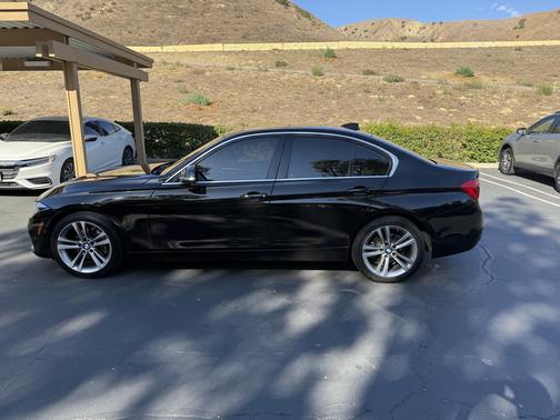 2018 BMW 330 i