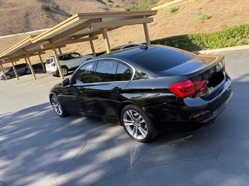 2018 BMW 330 i