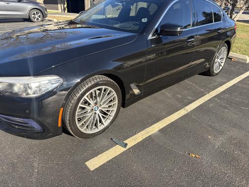 2017 BMW 530 i xDrive