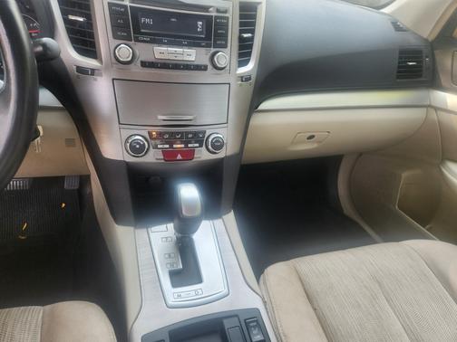 2013 Subaru Legacy 2.5i Premium