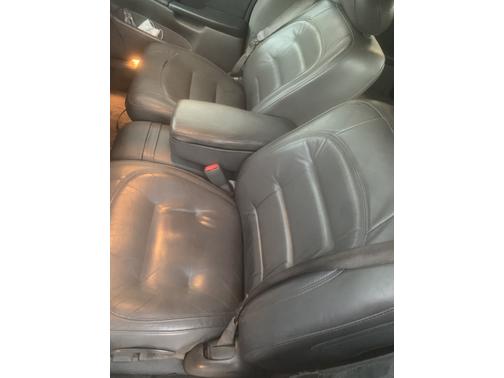 2003 Cadillac DeVille Base