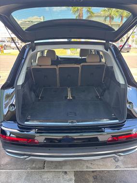 Black 2023 Audi Q7 55 Premium Plus