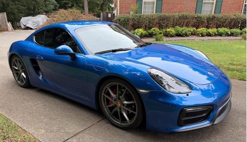 Blue 2016 Porsche Cayman Cayman GTS