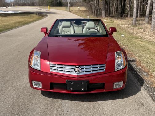 Red 2005 Cadillac XLR Base