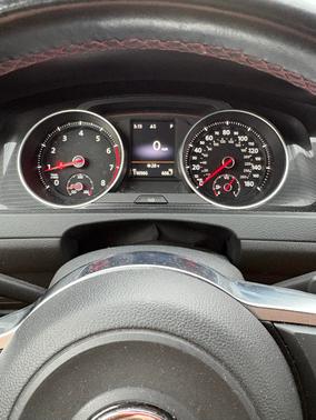 2016 Volkswagen Golf GTI 2.0T S 4-Door